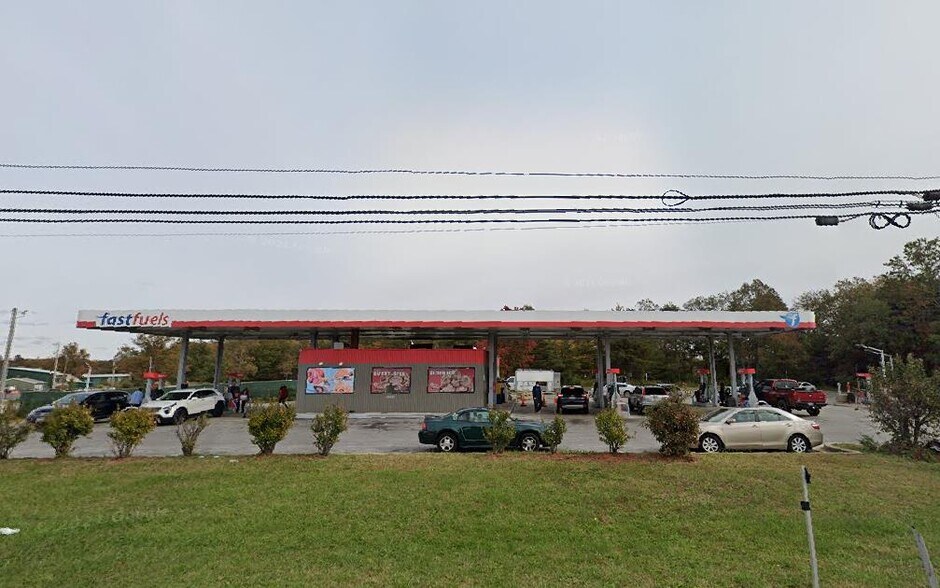 Primary Photo Of 14330 Crain Hwy, Brandywine Service Station For Sale