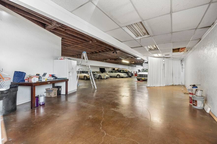 More Photos Of 518 W Columbia Dr, Kennewick Storefront Retail Office For Lease