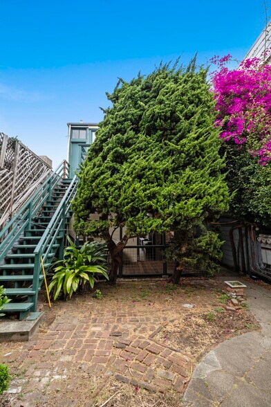 More Photos Of 1865-1869 Union St, San Francisco Storefront Retail Residential For Sale