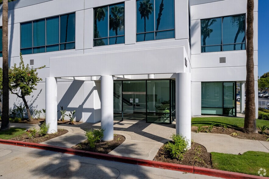 More Photos Of 18645 E Gale Ave, City Of Industry Unknown For Lease