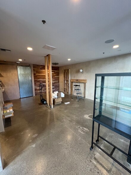 More Photos Of 17280 Monterey Hwy, Morgan Hill Restaurant For Lease