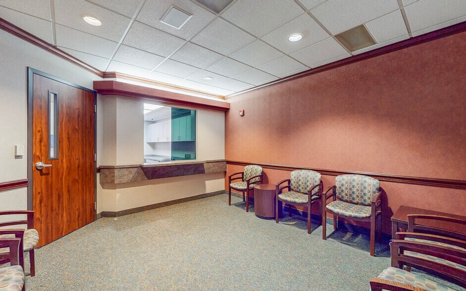 More Photos Of 4000 Johnson Rd, Steubenville Healthcare For Sale