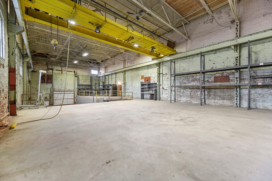 More Photos Of 1311 East St, Pittsfield Warehouse For Sale