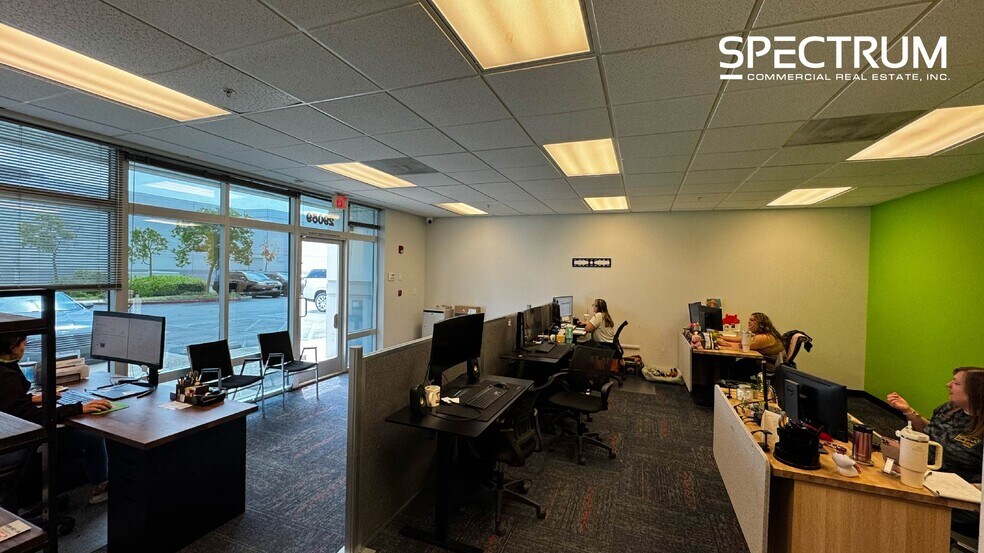 More Photos Of 29059 The Old Rd, Valencia Warehouse For Lease