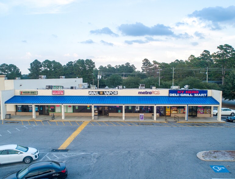 More Photos Of 3616-3650 Ramsey St, Fayetteville Freestanding For Lease
