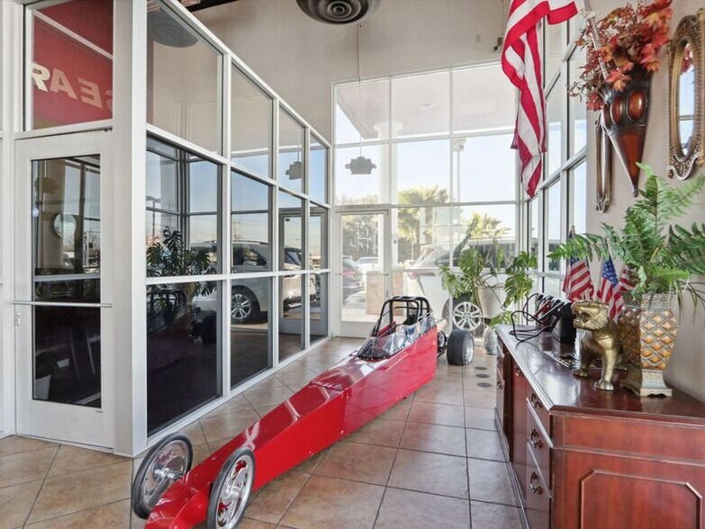 More Photos Of 7900 E Stockton Blvd, Sacramento Auto Dealership For Sale