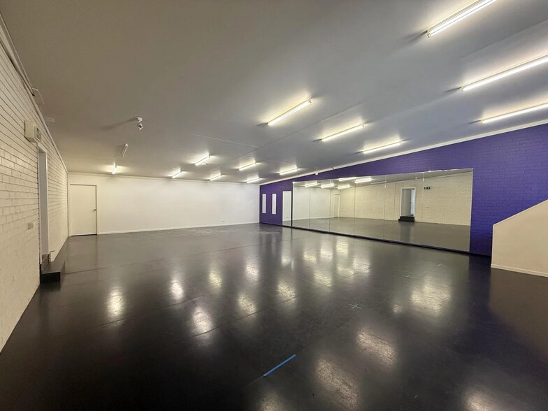 More Photos Of 1A Hughes St, Batemans Bay Showroom For Lease