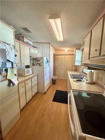 More Photos Of 4210-4218 E Lake Park Dr, Hernando Manufactured Housing Mobile Home Park For Sale