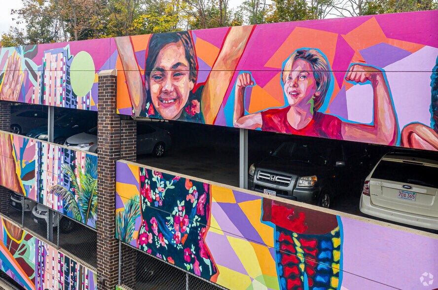 More Photos Of 10 Chestnut St, Springfield Multifamily For Sale