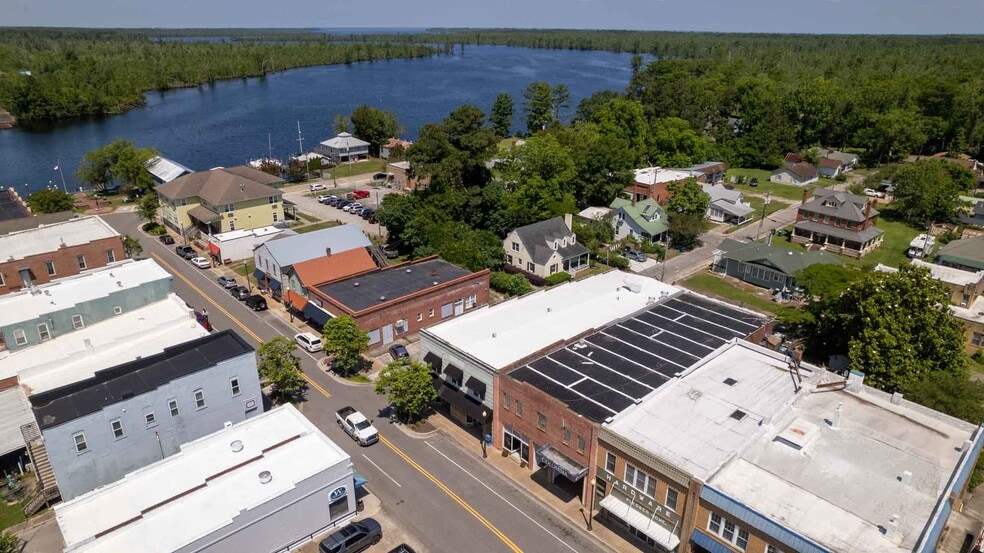 More Photos Of 302 Main St, Columbia Industrial For Sale