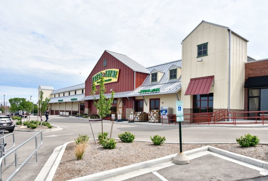 More Photos Of N89W16815-N89W16899 Appleton Ave, Menomonee Falls Unknown For Lease