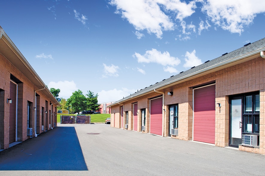 Primary Photo Of 120 Stryker Ln, Hillsborough Warehouse For Lease