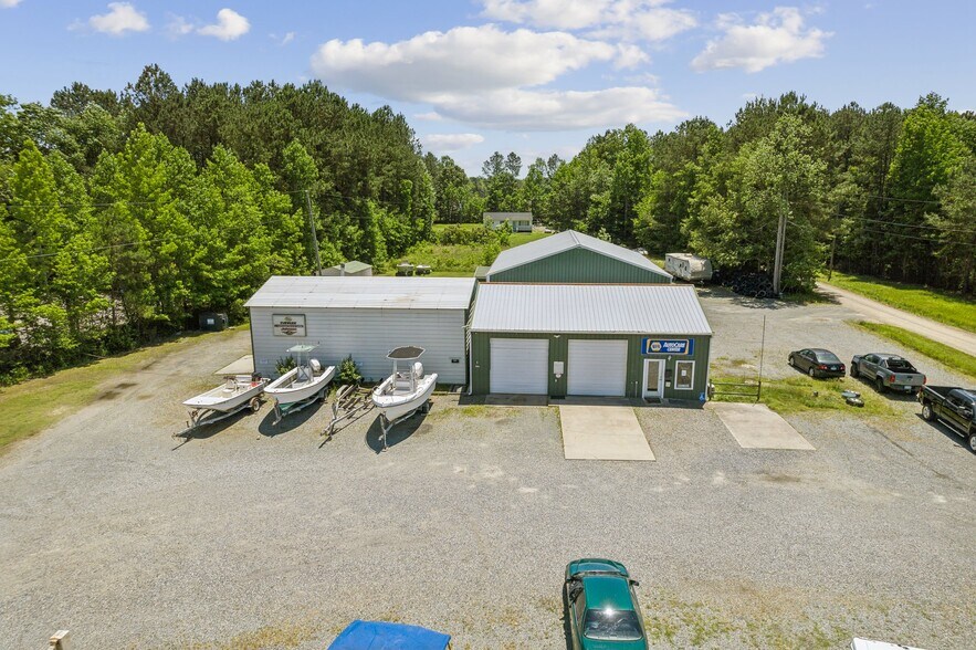 More Photos Of 1856 Buckley Hall Rd, Cobbs Creek Warehouse For Sale