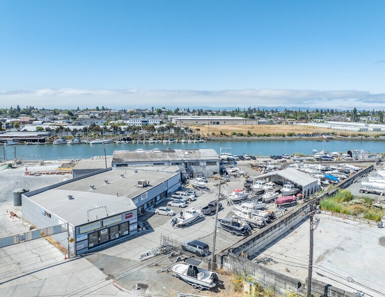 More Photos Of 333 Kennedy St, Oakland Freestanding For Sale