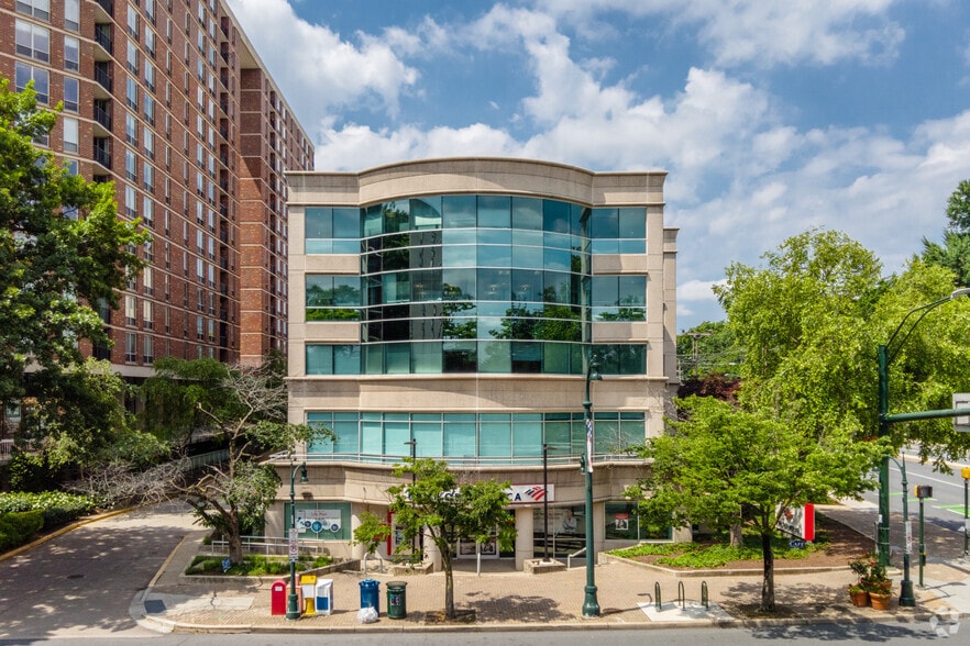 More Photos Of 1300 Spring St, Silver Spring Office For Lease