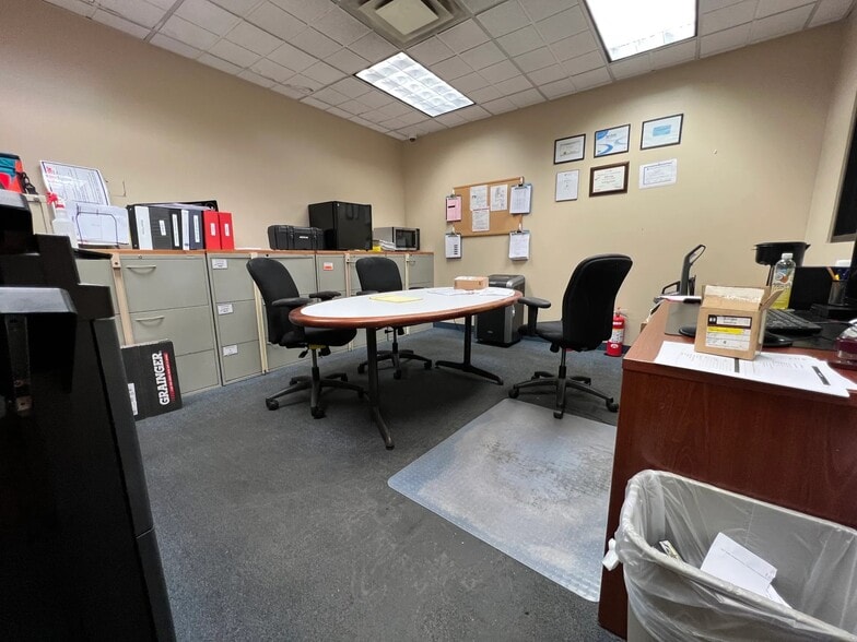 More Photos Of 376 Ledyard St, Hartford Industrial For Lease