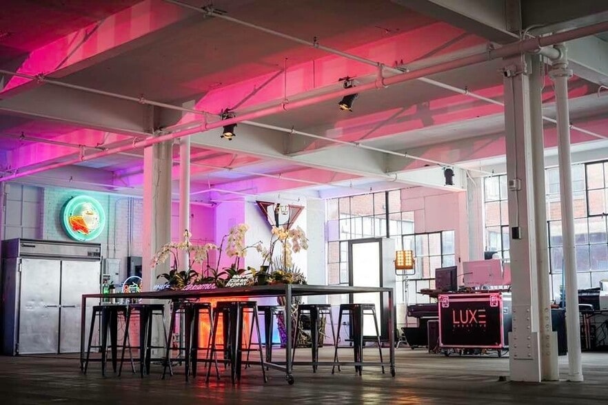 More Photos Of 201 N Braddock Ave, Pittsburgh Light Manufacturing For Lease