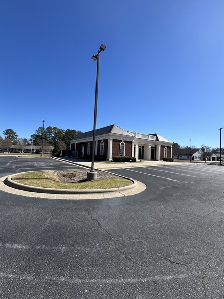 Primary Photo Of 101 S Fairview Rd, Rocky Mount Bank For Sale