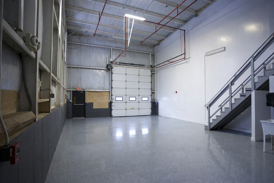 More Photos Of 55 Knox Trail, Acton Warehouse For Lease