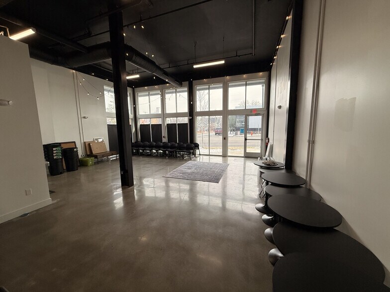More Photos Of 2125 8th Ave S, Nashville Storefront Retail Office For Lease
