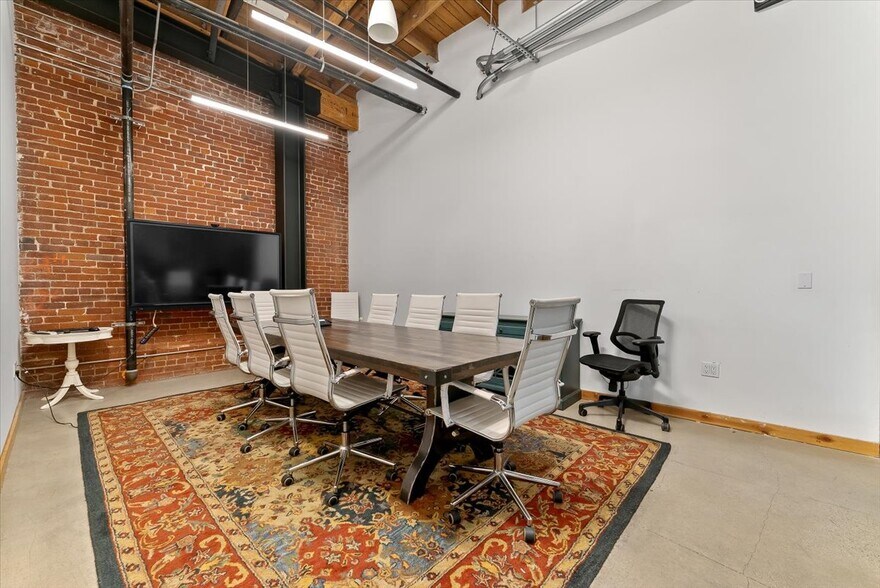 More Photos Of 308-312 S Alameda St, Los Angeles Office For Lease
