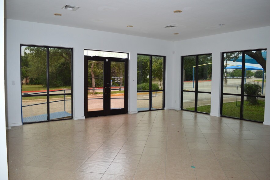 More Photos Of 11201 Pecan Park Blvd, Cedar Park Carwash For Lease