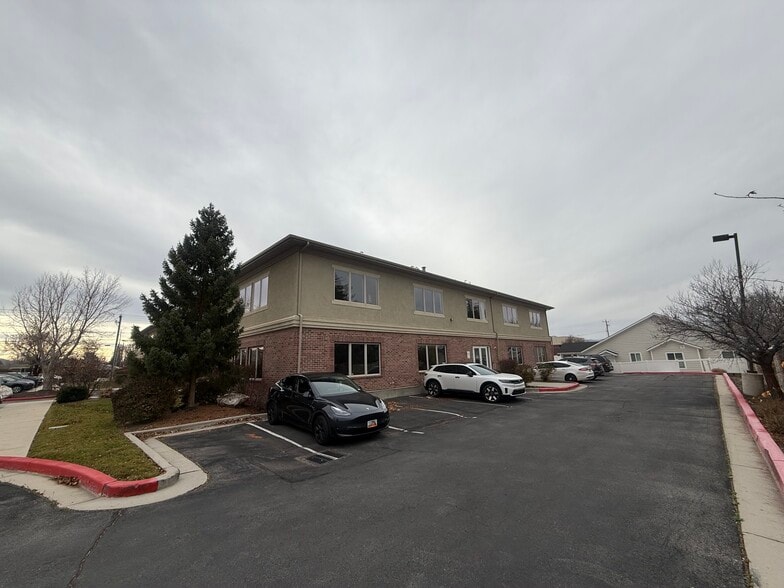 More Photos Of 193 E fort union Blvd, Midvale Office For Lease