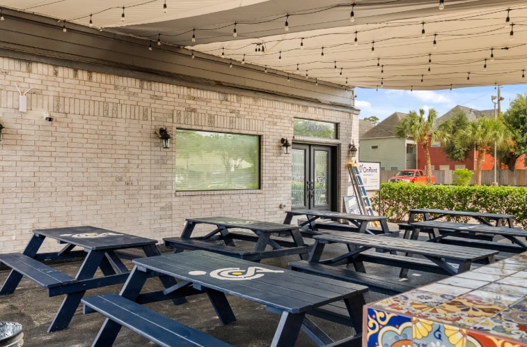 More Photos Of 1322 Yale St, Houston Office For Lease