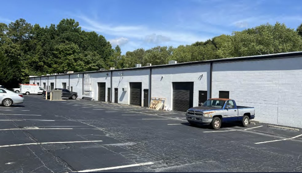 More Photos Of 1000 Hurricane Shoals Rd NE, Lawrenceville Unknown For Lease