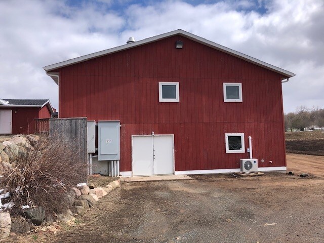 More Photos Of 373 280th St, Osceola Industrial For Lease