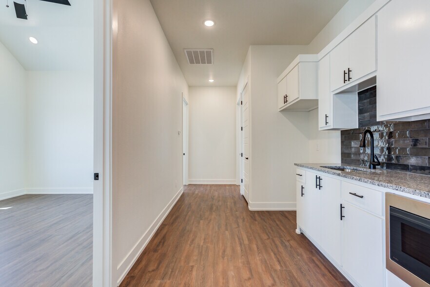 More Photos Of 3913 County Road 1350, Lubbock Industrial For Sale