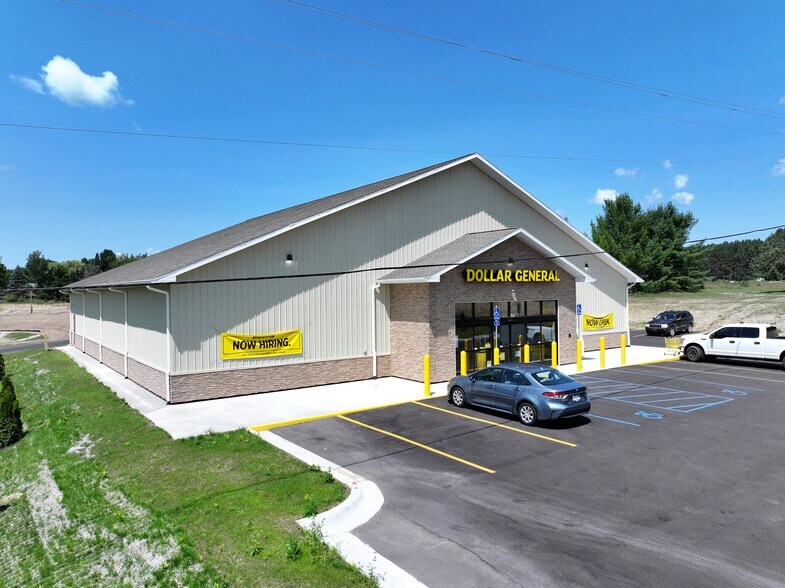 Primary Photo Of 9994 N Long Lake Rd, Traverse City Convenience Store For Sale
