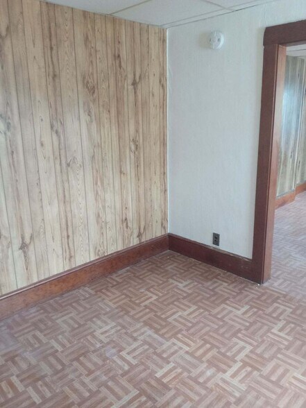 More Photos Of 331 Pleasant St, Berlin Apartments For Sale