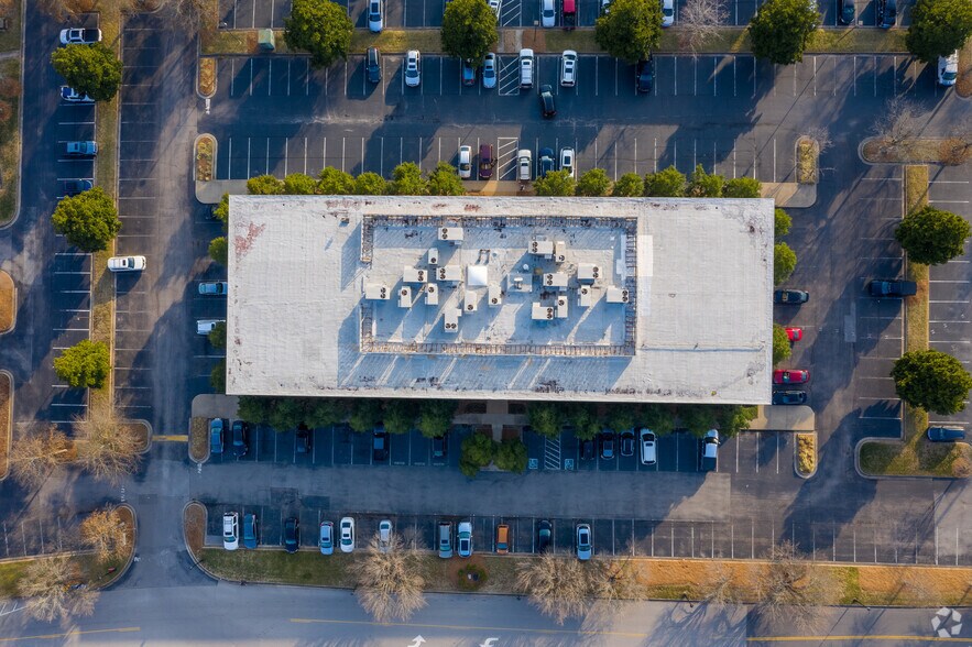 More Photos Of 7003 Chadwick Dr, Brentwood Office For Lease