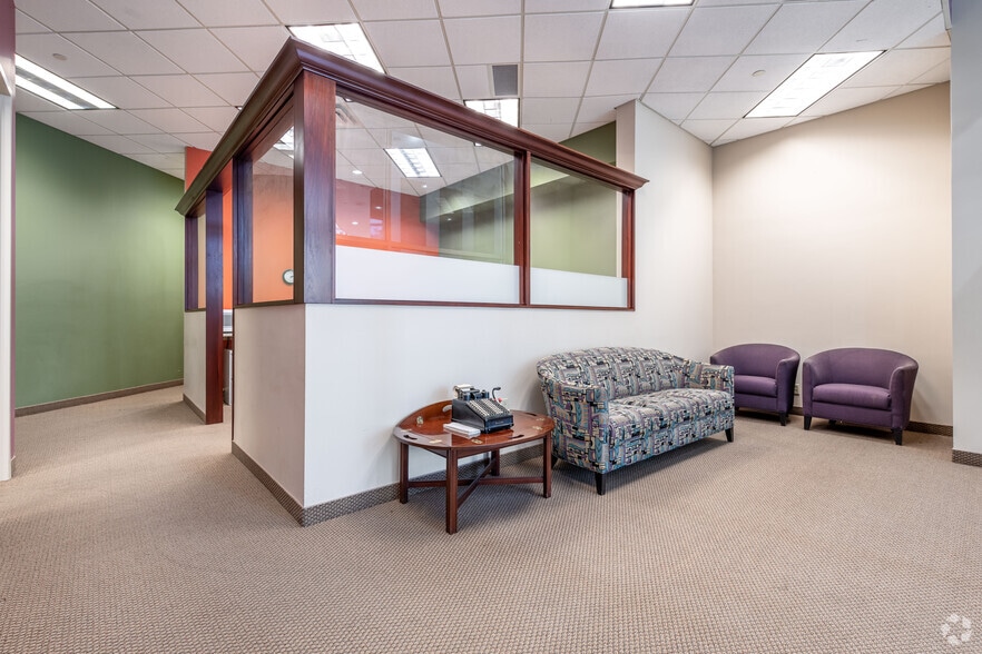 More Photos Of 1375 E 9th St, Cleveland Office For Lease