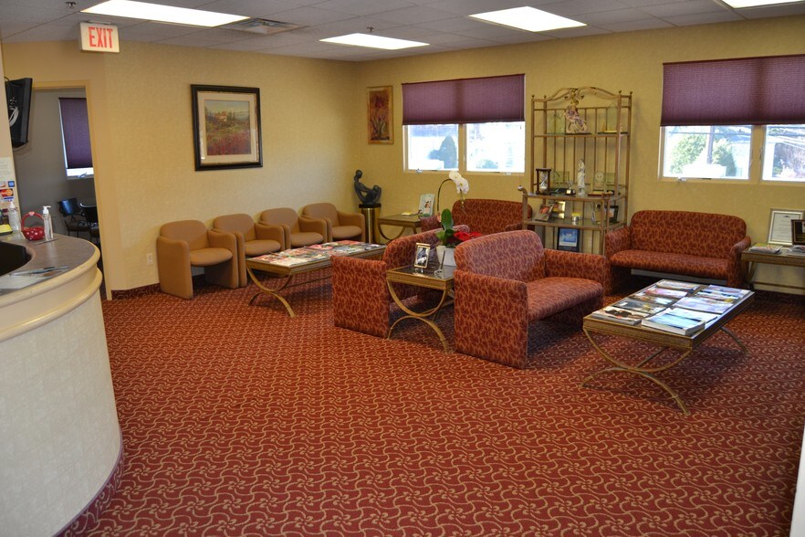 More Photos Of 119 Prospect St, Ridgewood Medical For Lease