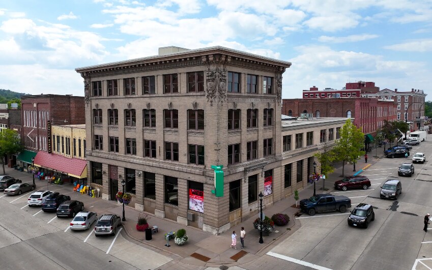 Primary Photo Of 222 Bush St, Red Wing Apartments For Lease