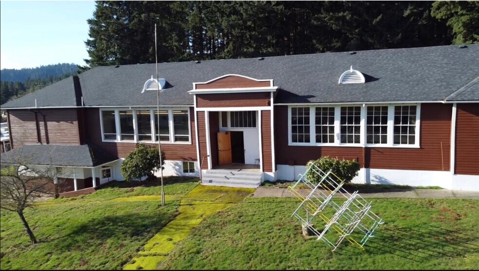 More Photos Of 80304 Old Lorane Hwy, Eugene Lodge Meeting Hall For Sale