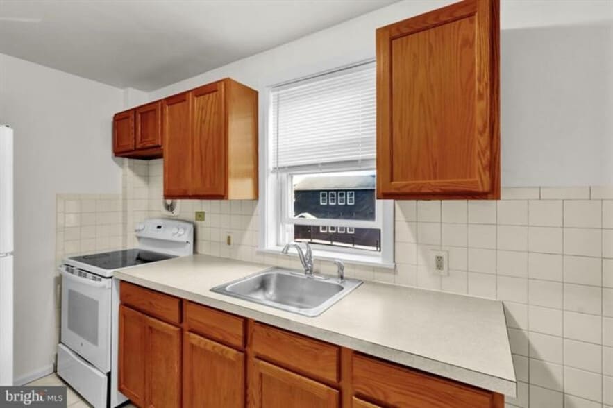 More Photos Of 3534 Kutztown Rd, Reading Office For Sale