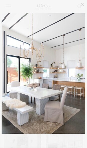 More Photos Of 4780 Iberia Ave, Dallas Showroom For Sale