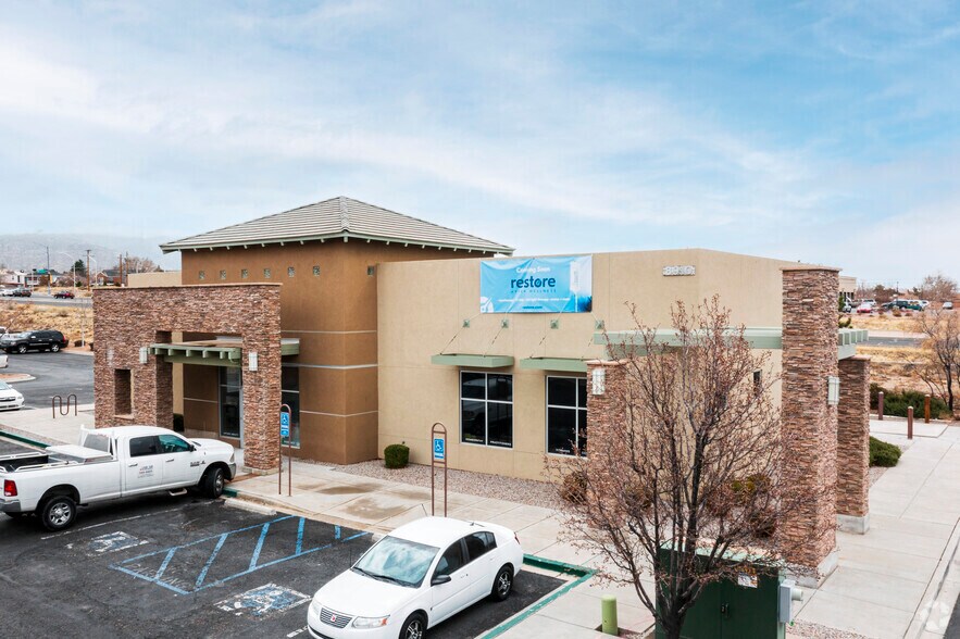 More Photos Of 8850 Holly St NE, Albuquerque Unknown For Lease