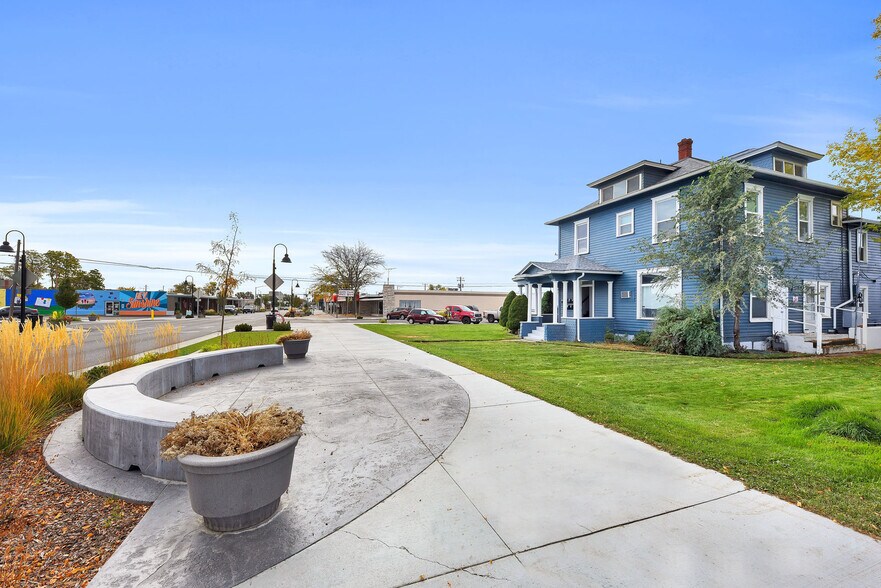 More Photos Of 405 N 2nd E, Mountain Home Apartments For Sale