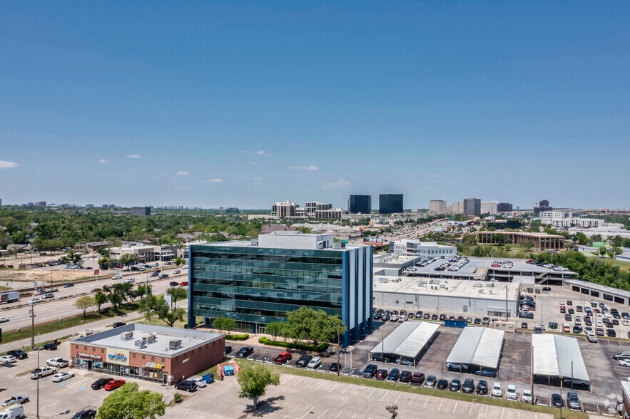 More Photos Of 11300 N Central Expy, Dallas Office For Lease