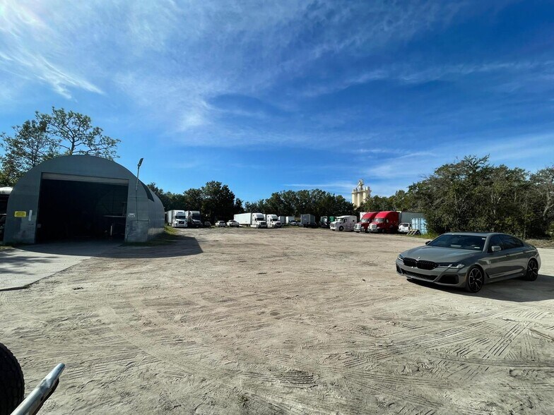More Photos Of 4712 Old Tampa Hwy, Kissimmee Warehouse For Lease