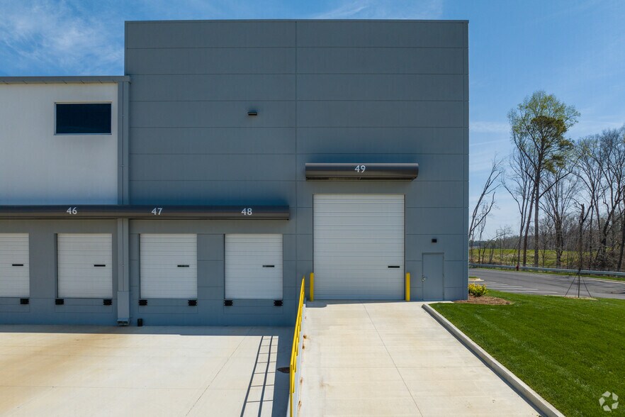 More Photos Of 180 Joe Frank Harris Pky SE, Cartersville Unknown For Lease