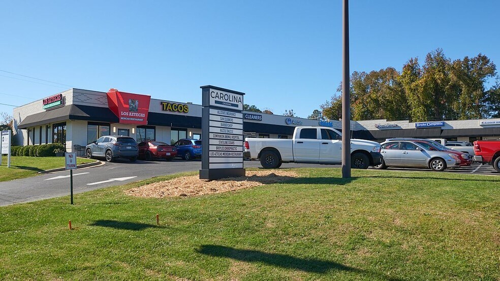 More Photos Of 9931-9955 Charlotte Hwy, Fort Mill Unknown For Lease