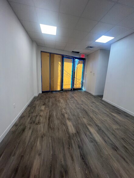 More Photos Of 217 Main St, Staten Island Storefront Retail Residential For Sale