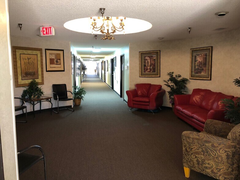 More Photos Of 15000 7th St, Victorville Office For Lease