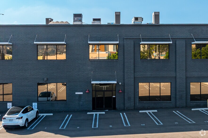 More Photos Of 40 E Verdugo Ave, Burbank Coworking Space
