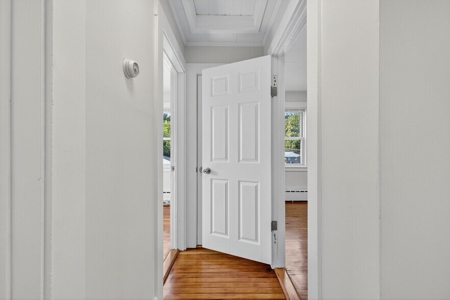 More Photos Of 18 Perry Ave, Nashua Apartments For Sale